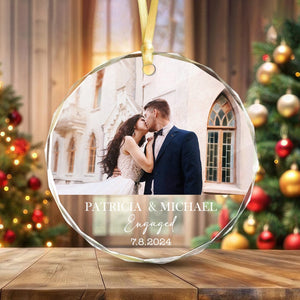 GeckoCustom Custom Couple Photo Engaged Wedding Invitation Christmas Glass Circle Ornament HO82 893038