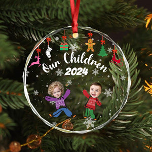 GeckoCustom Custom Family Our Grandkids Christmas Gift For Grandma Grandpa Mom Dad Glass Circle Ornament HO82 893108