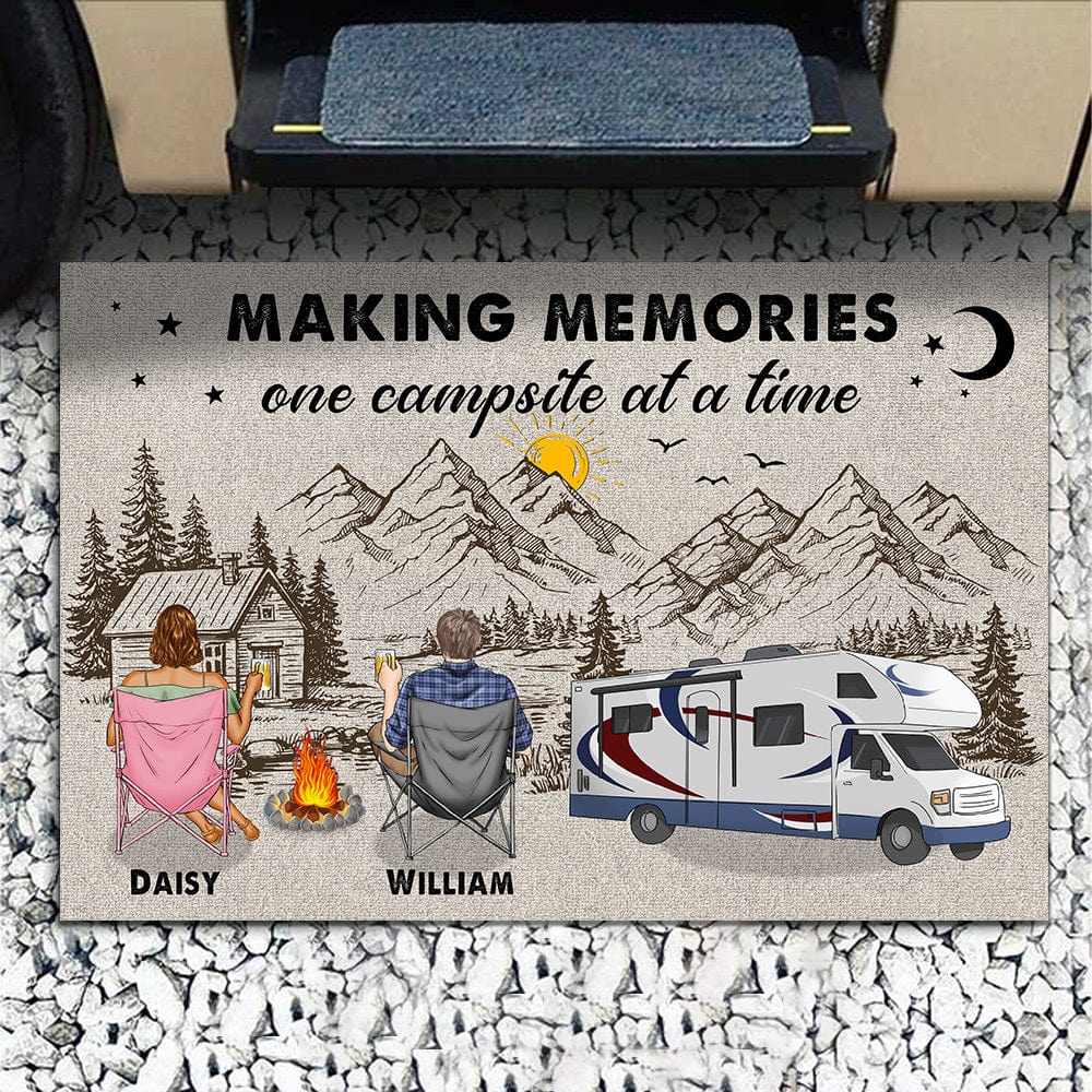 GeckoCustom Make Memories One Campsite At A Time Doormat K228 889637