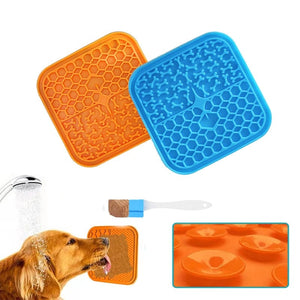 GeckoCustom Silicone licking pad Pet Dog Lick Pad Bath Peanut Butter Slow Eating Licking Feeder Cats Lickmat Feeding Dog Lick Mat