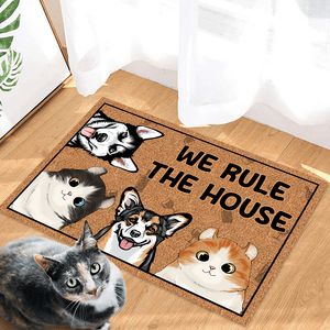 GeckoCustom We Rule The House Pet Doormat Personalized Gift TA29 890201