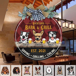 GeckoCustom Backyard Bark & Grill Dog Wooden Door Sign With Wreath, Dog Lover Gift, Dog Door Hanger HN590