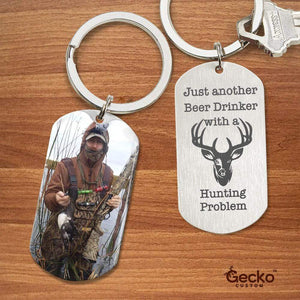 GeckoCustom Beer Drinker With A Hunting Problem Hunter Metal Keychain HN590