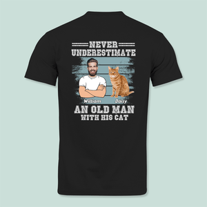 GeckoCustom Custom Photo Never Underestimate An Old Man With His Cats Back Shirt N304 889045 Basic Tee / Black / S